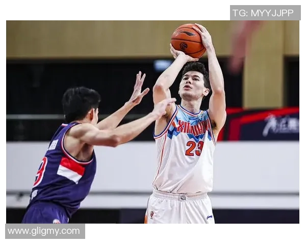 上海羽毛球队在洲际杯积分榜上以98分稳居第一名表现出色